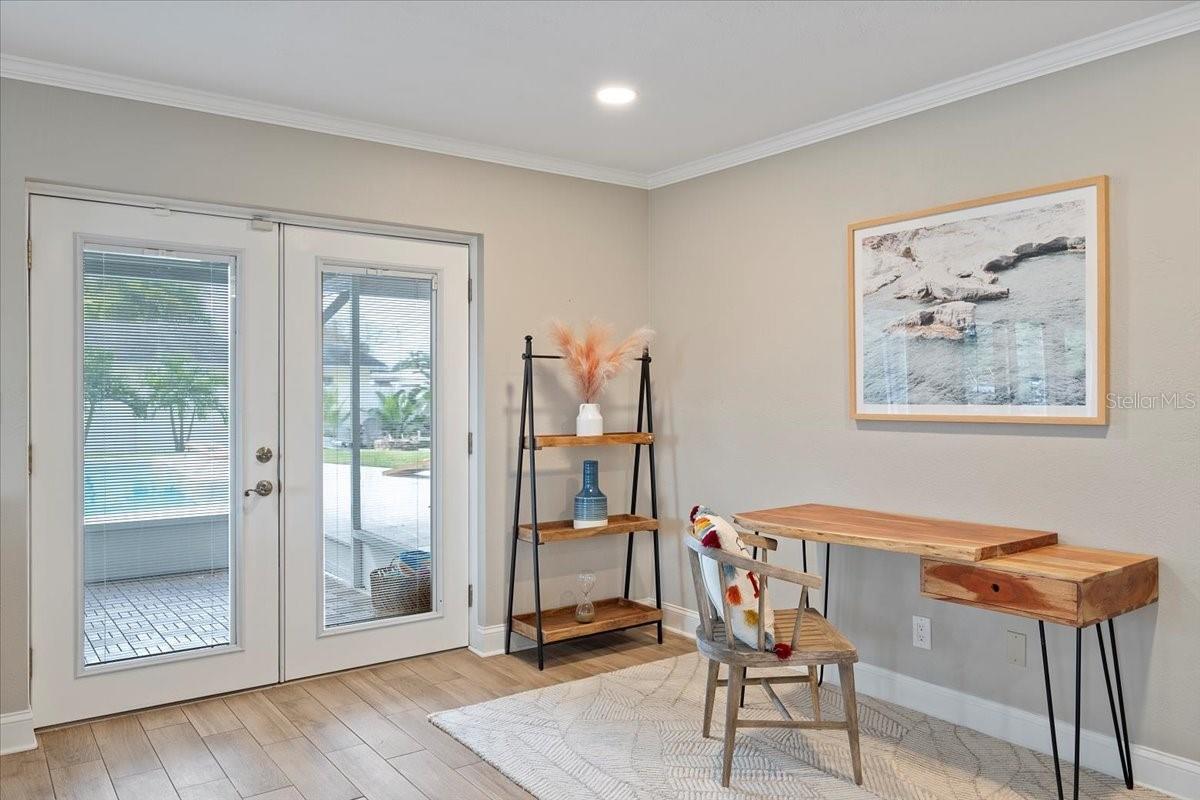 RIDGEWOOD GROVES - Residential