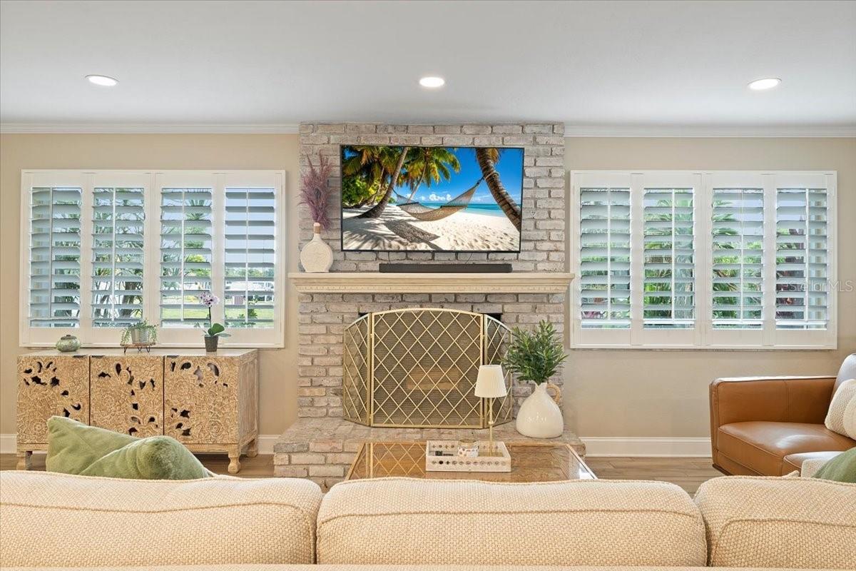 RIDGEWOOD GROVES - Residential