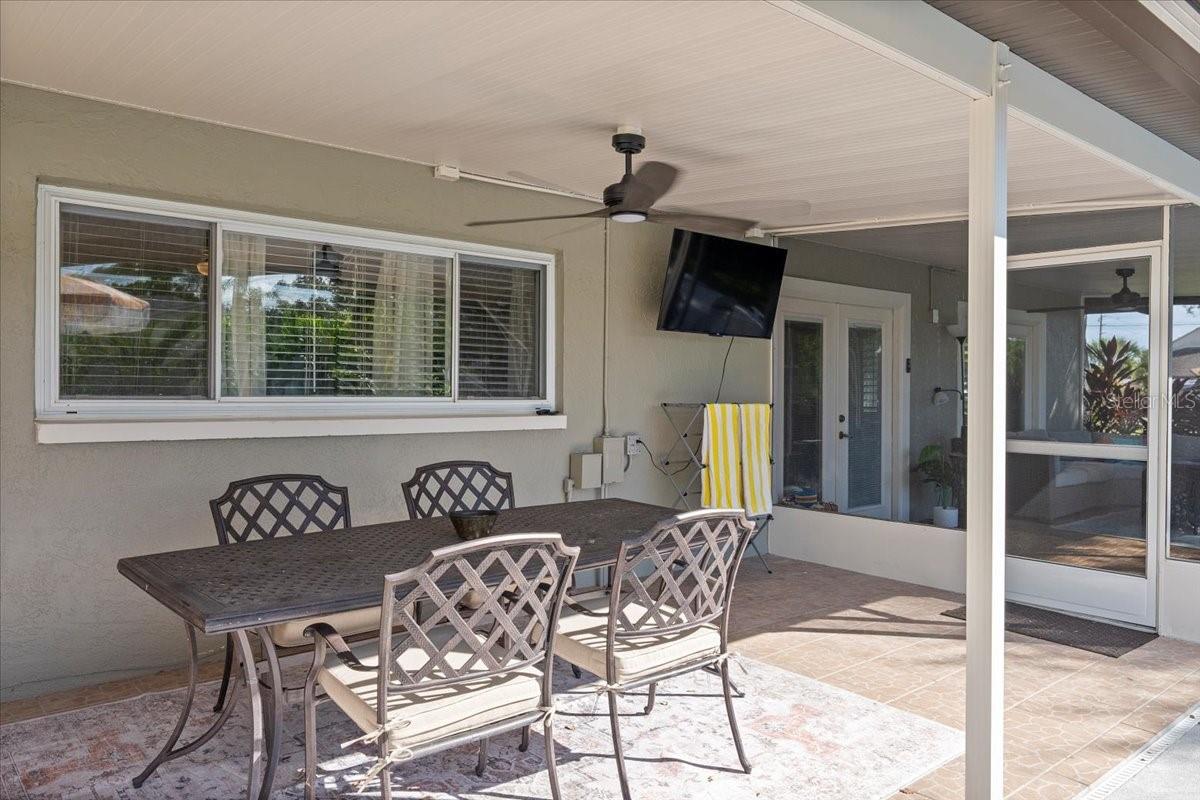 RIDGEWOOD GROVES - Residential