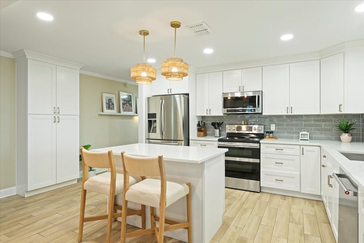 RIDGEWOOD GROVES - Residential