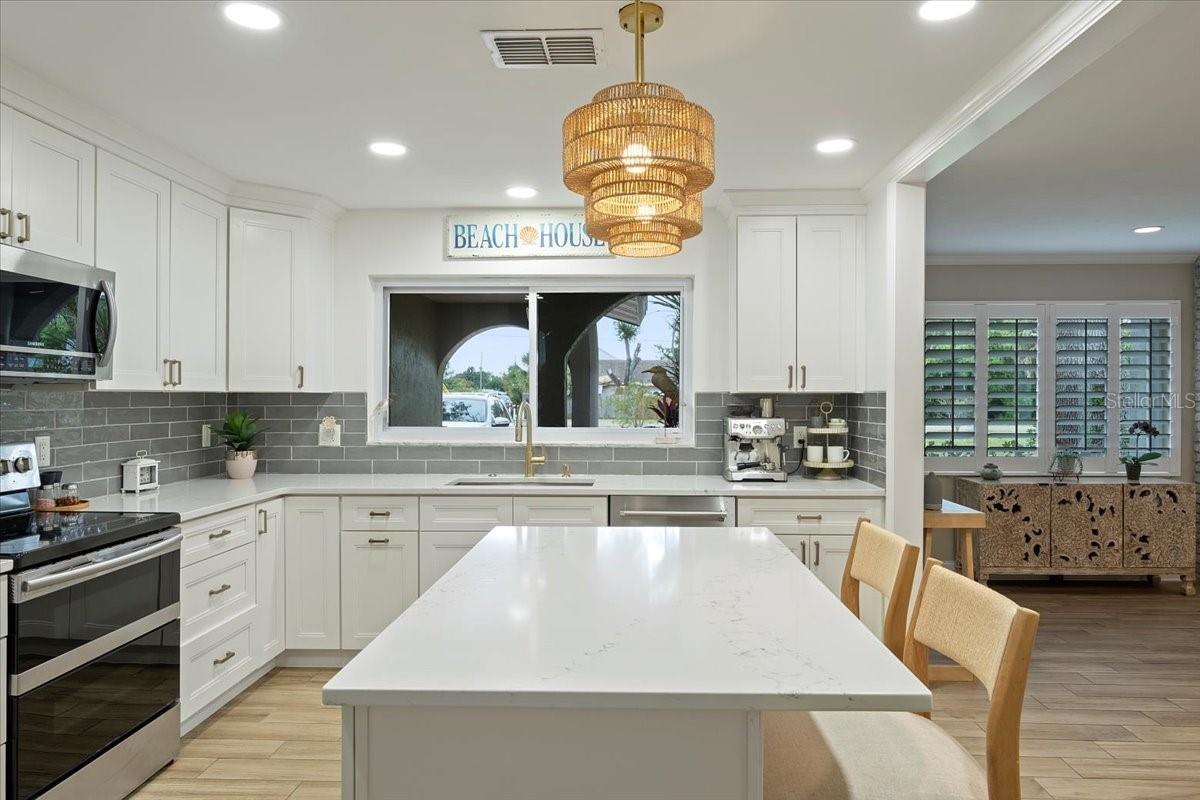 RIDGEWOOD GROVES - Residential