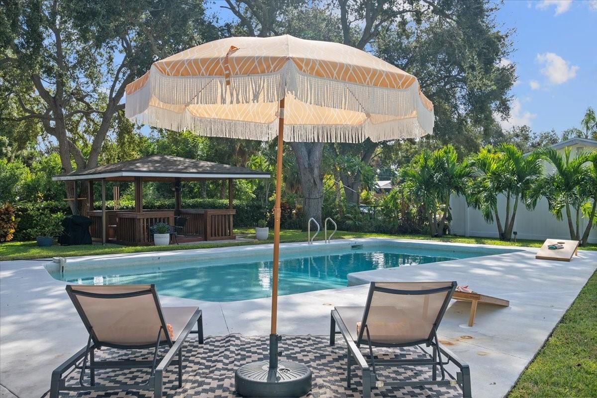 RIDGEWOOD GROVES - Residential