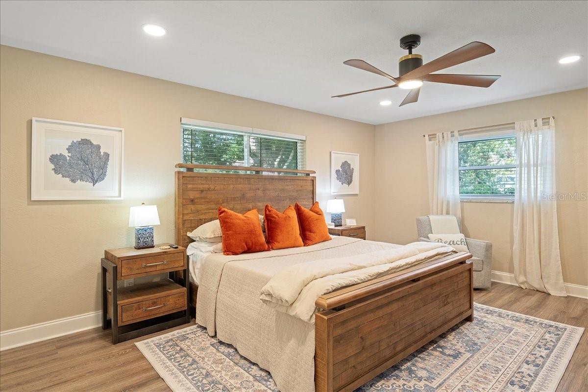 RIDGEWOOD GROVES - Residential