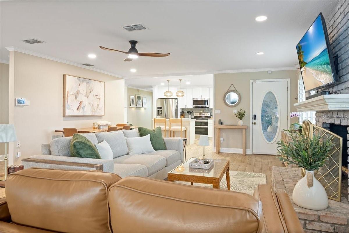 RIDGEWOOD GROVES - Residential