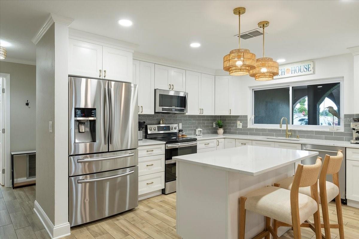 RIDGEWOOD GROVES - Residential