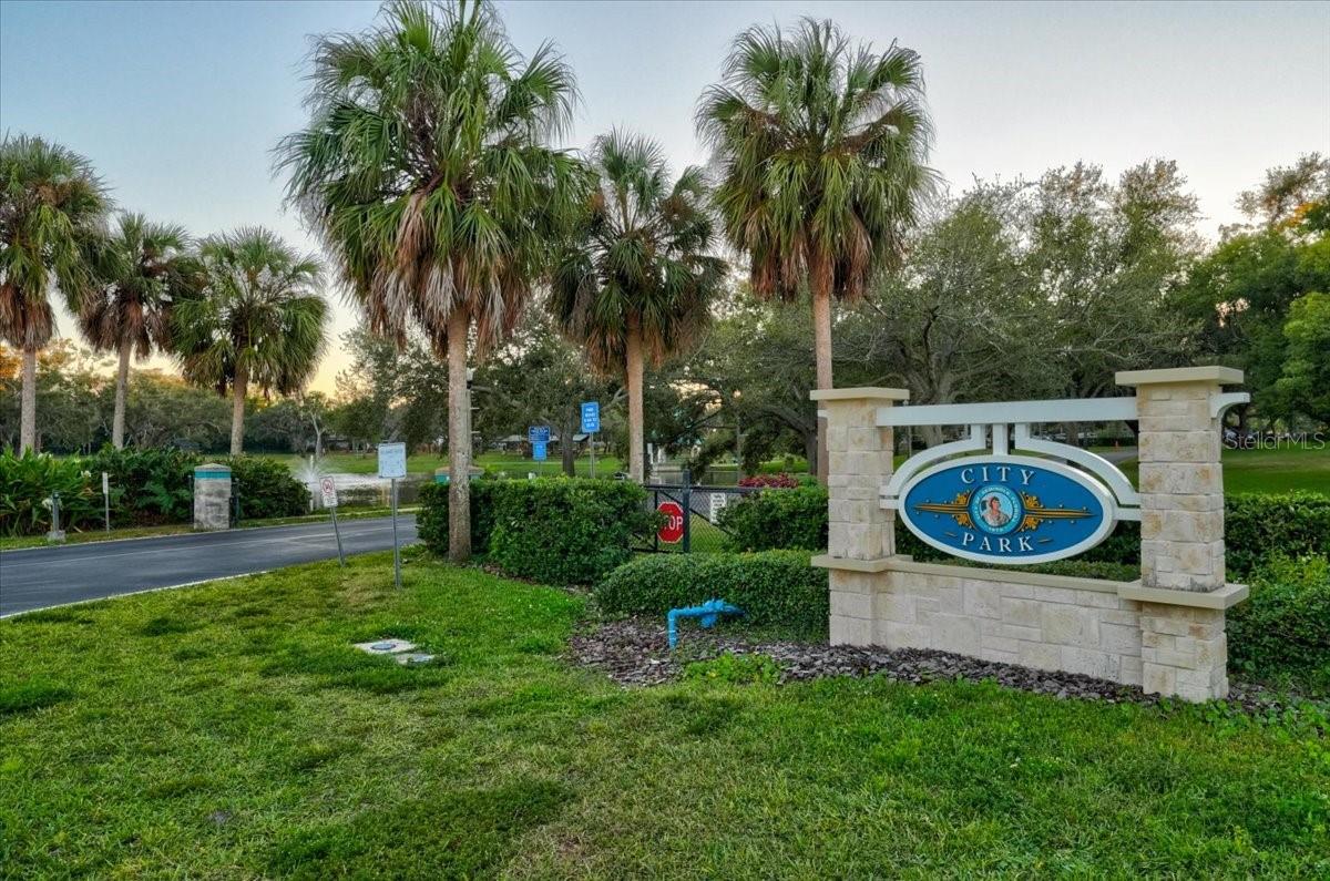 RIDGEWOOD GROVES - Residential