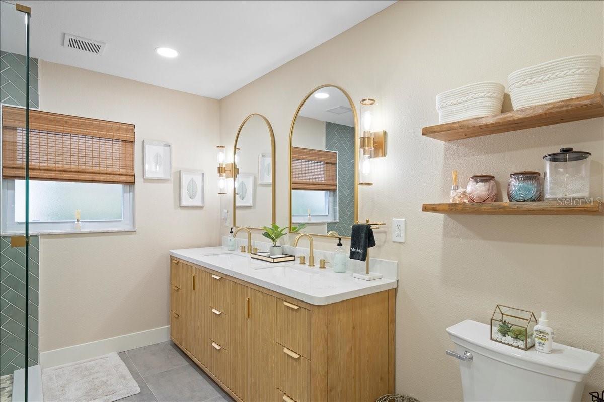 RIDGEWOOD GROVES - Residential