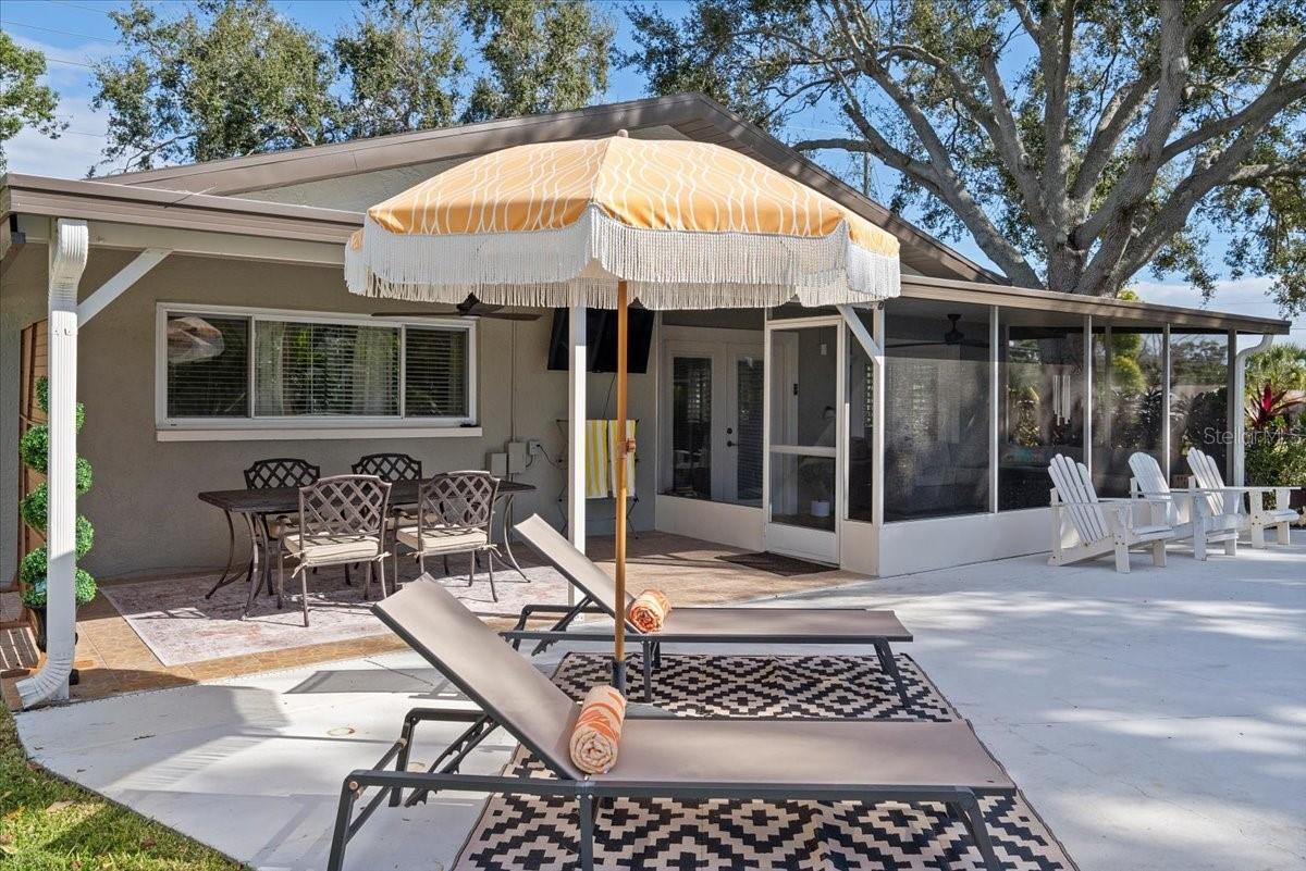 RIDGEWOOD GROVES - Residential