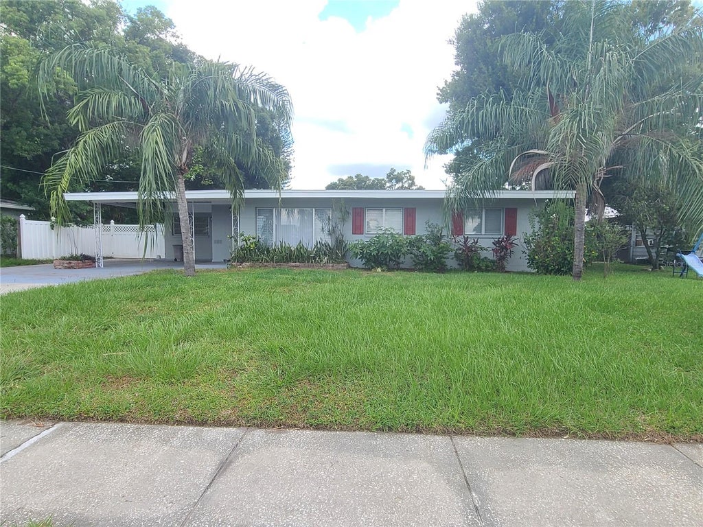 Photo of 6518 Walton Way, Tampa, FL 33610 (MLS # TB8531732)