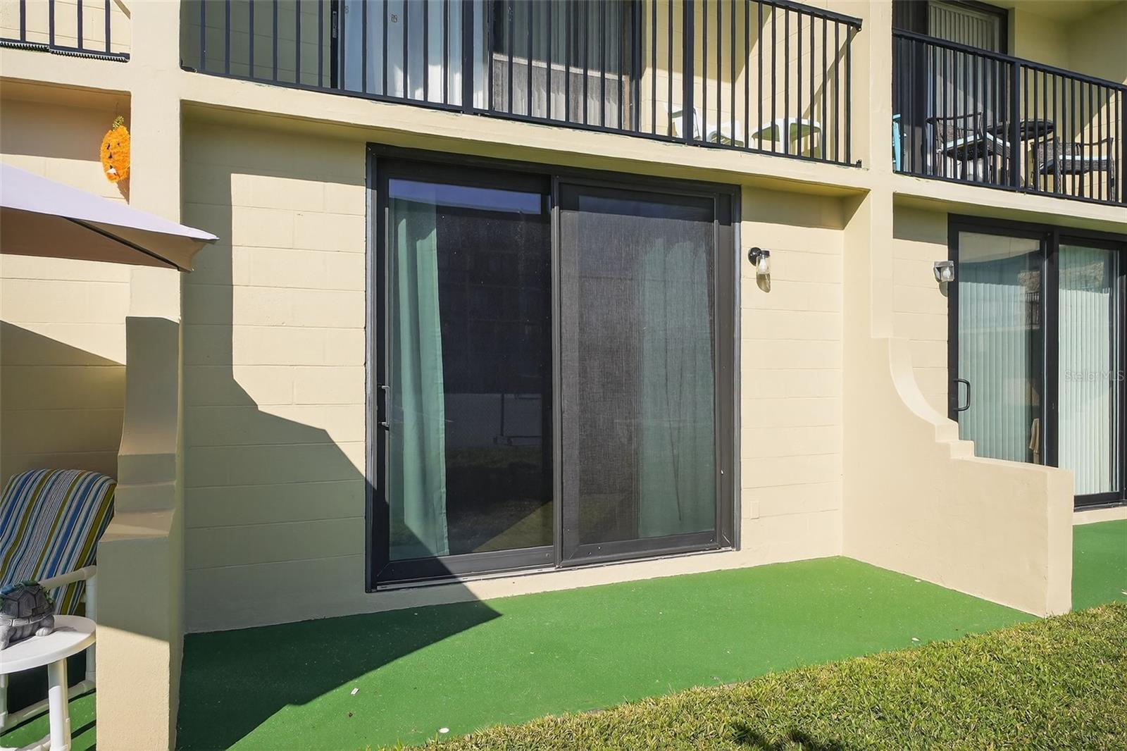 VANTAGE POINTE POOL & RACQUET CLUB CONDO - Residential