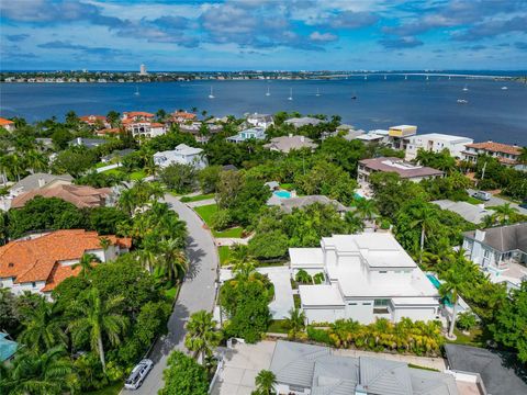 A home in SARASOTA