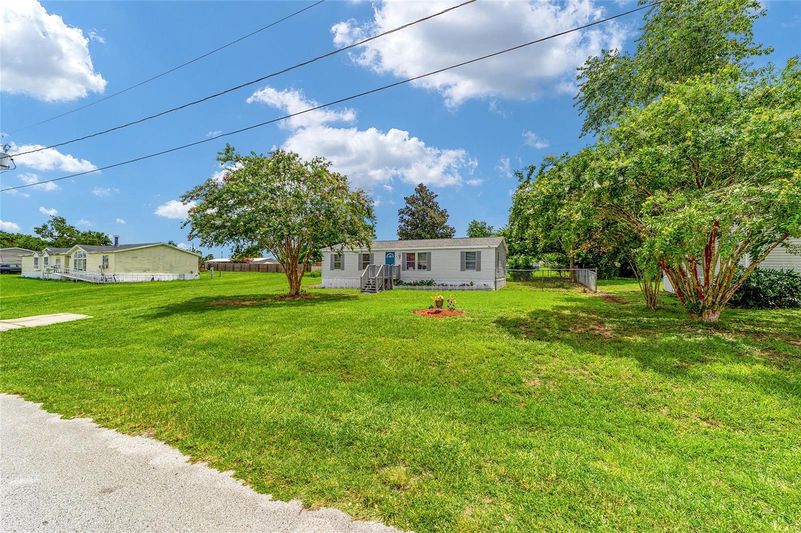 Photo 31 of 35 of 14315 SE 60TH AVENUE mobile home