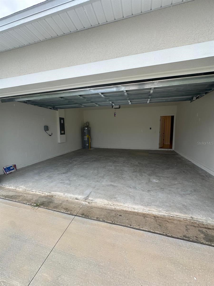 CYPRESS PARK ESTATES - Residential Lease