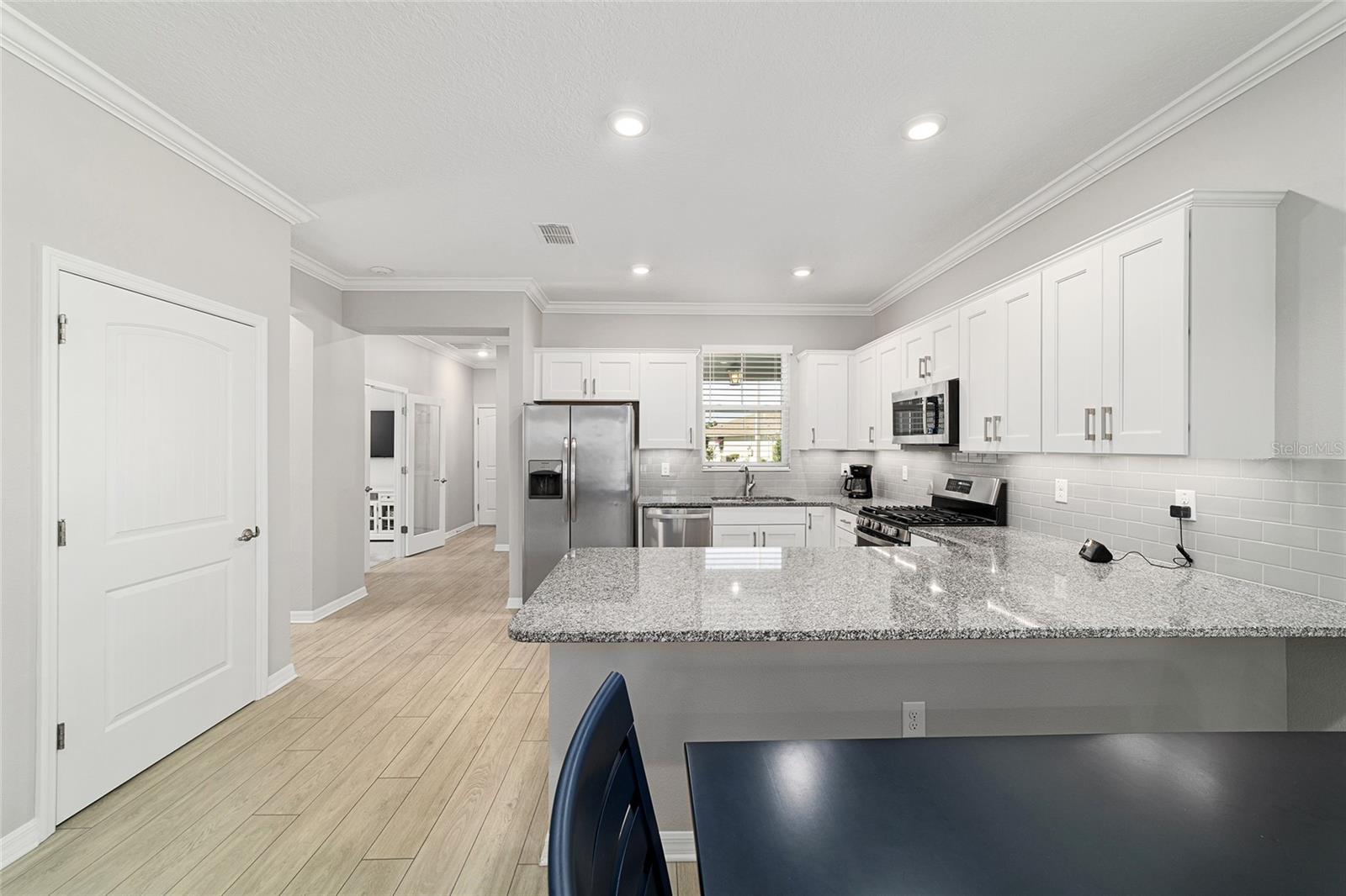 ON TOP OF THE WORLD - Residential