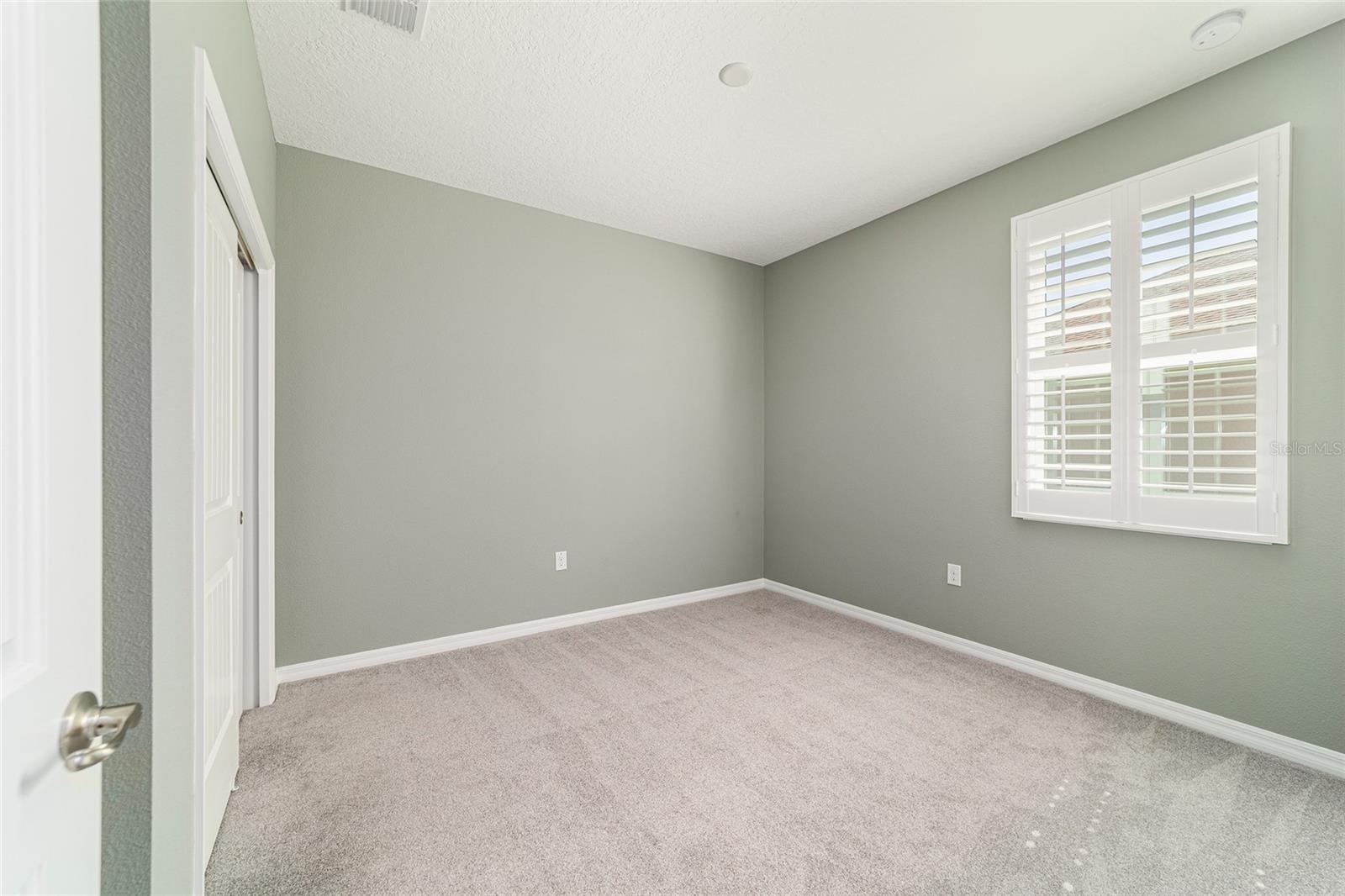 ON TOP OF THE WORLD - Residential