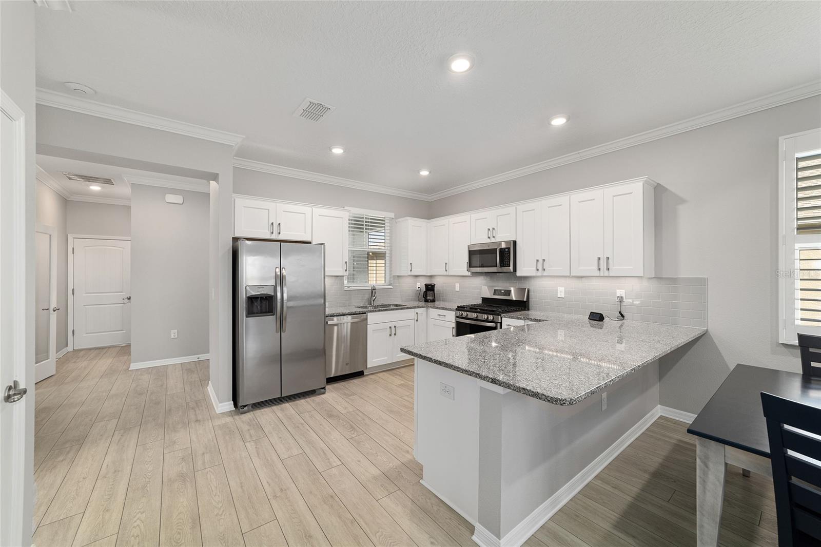 ON TOP OF THE WORLD - Residential