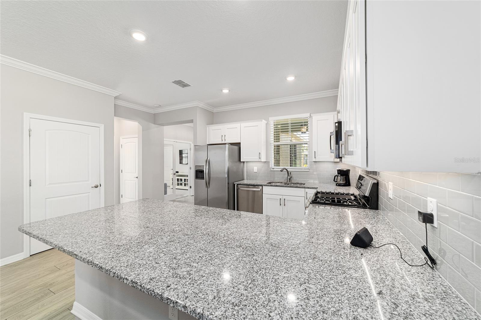 ON TOP OF THE WORLD - Residential