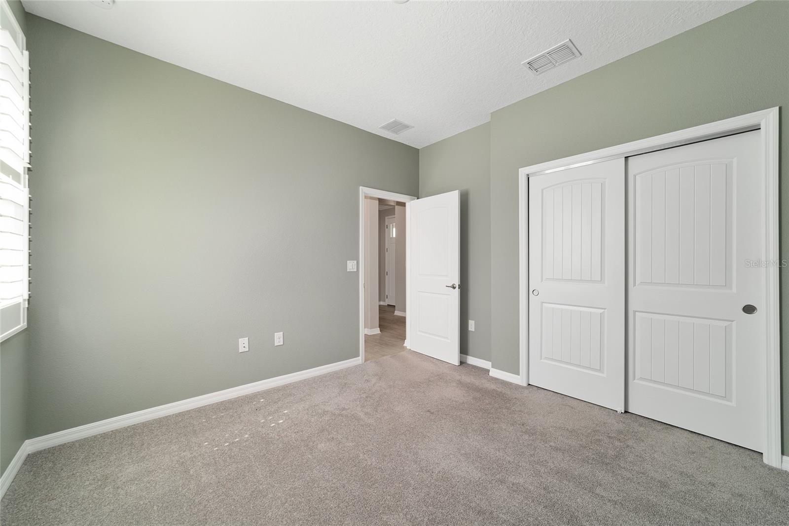 ON TOP OF THE WORLD - Residential