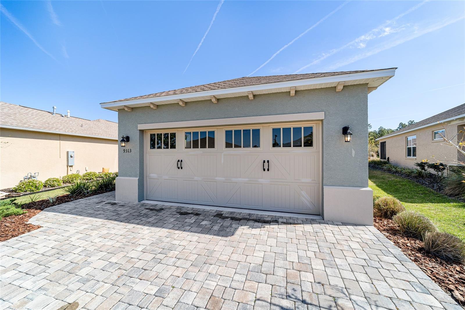 ON TOP OF THE WORLD - Residential