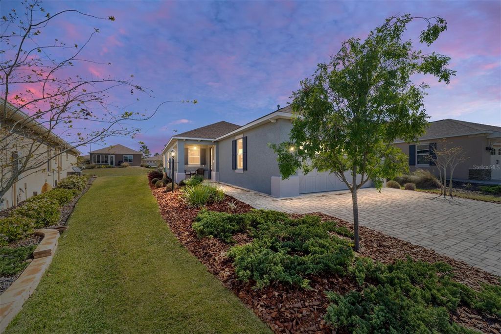 Photo of 9313 SW 102nd Terrace Road, Ocala, FL 34481 (MLS # OM718829)