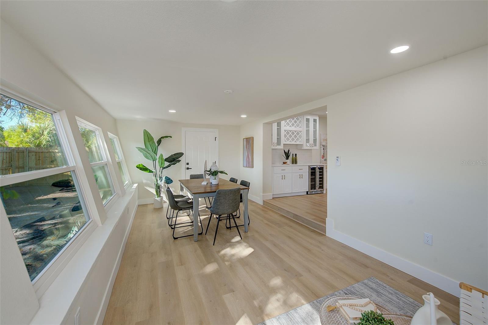 COLLEGE PARK - Residential