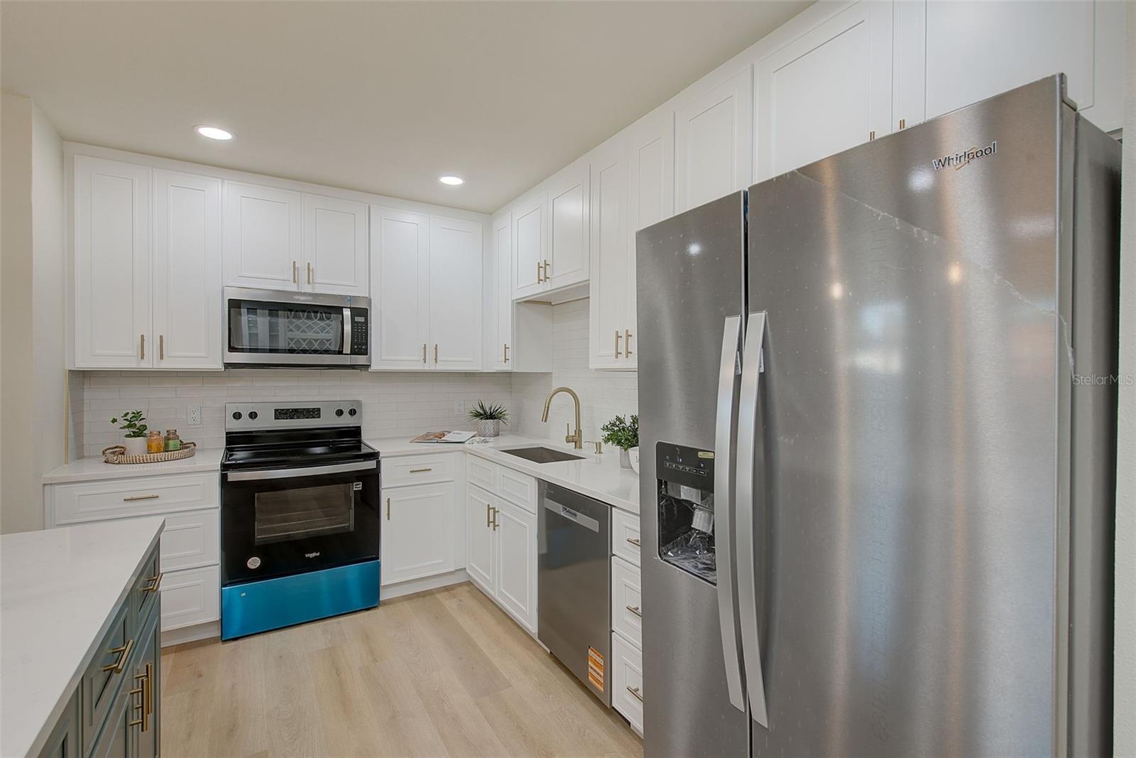 COLLEGE PARK - Residential