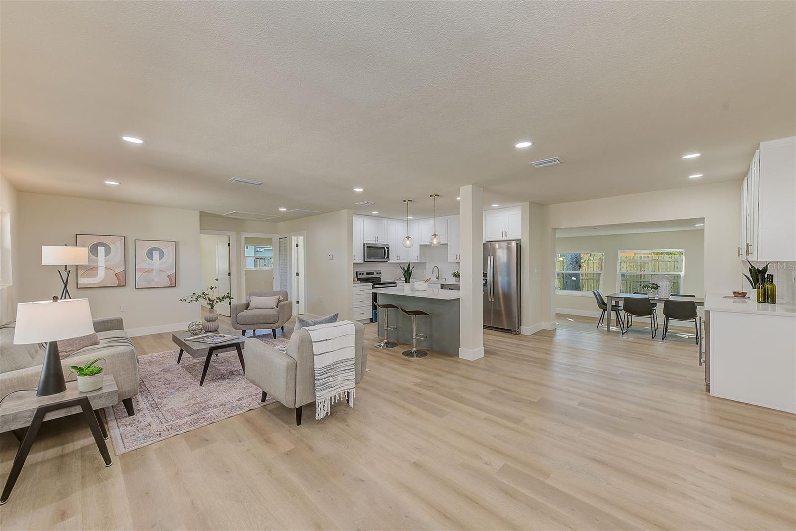 COLLEGE PARK - Residential