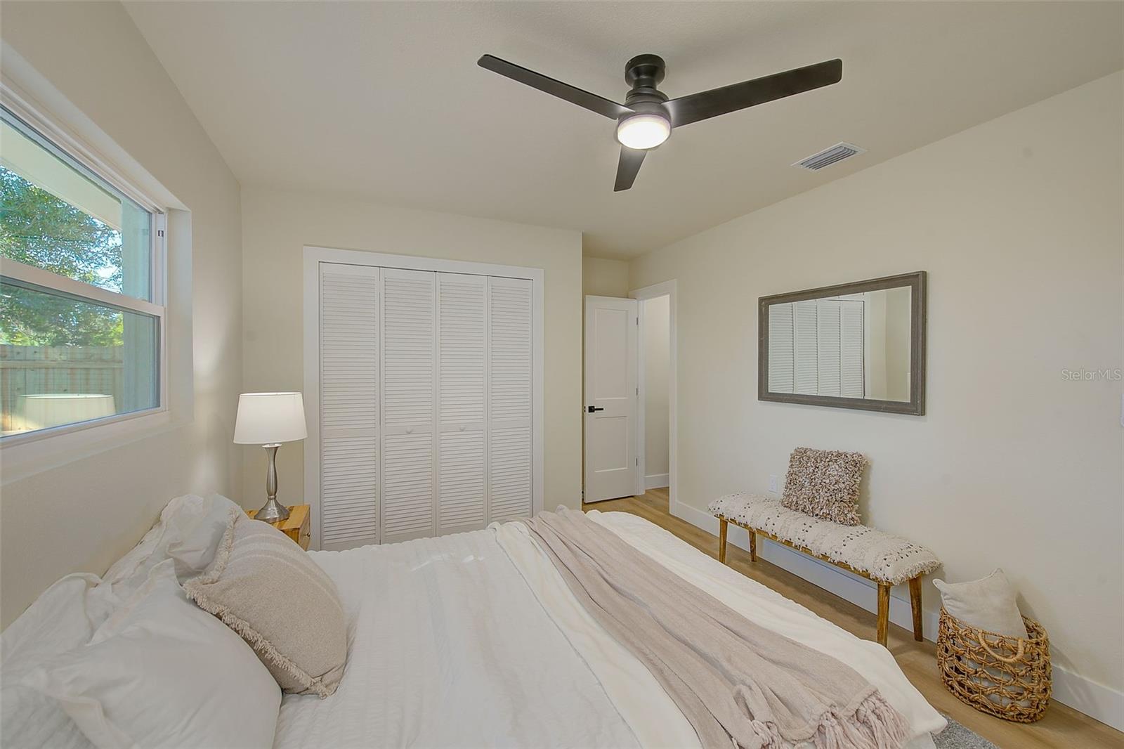 COLLEGE PARK - Residential