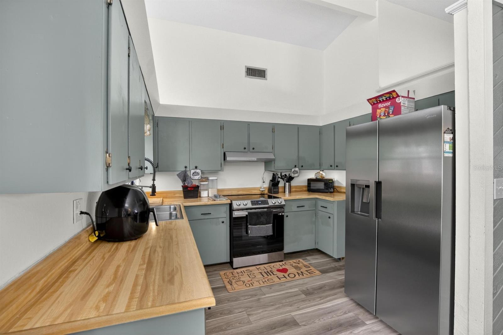 JAN PHYL VILLAGE - Residential