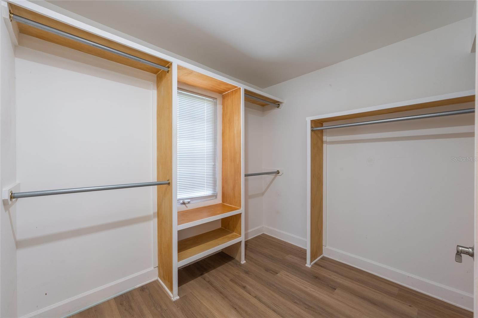 DE SOTO LAKES COUNTRY CLUB 1 - Residential Lease