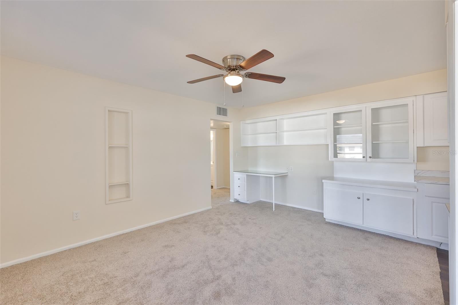 DEL WEBBS SUN CITY FLORIDA UN - Residential