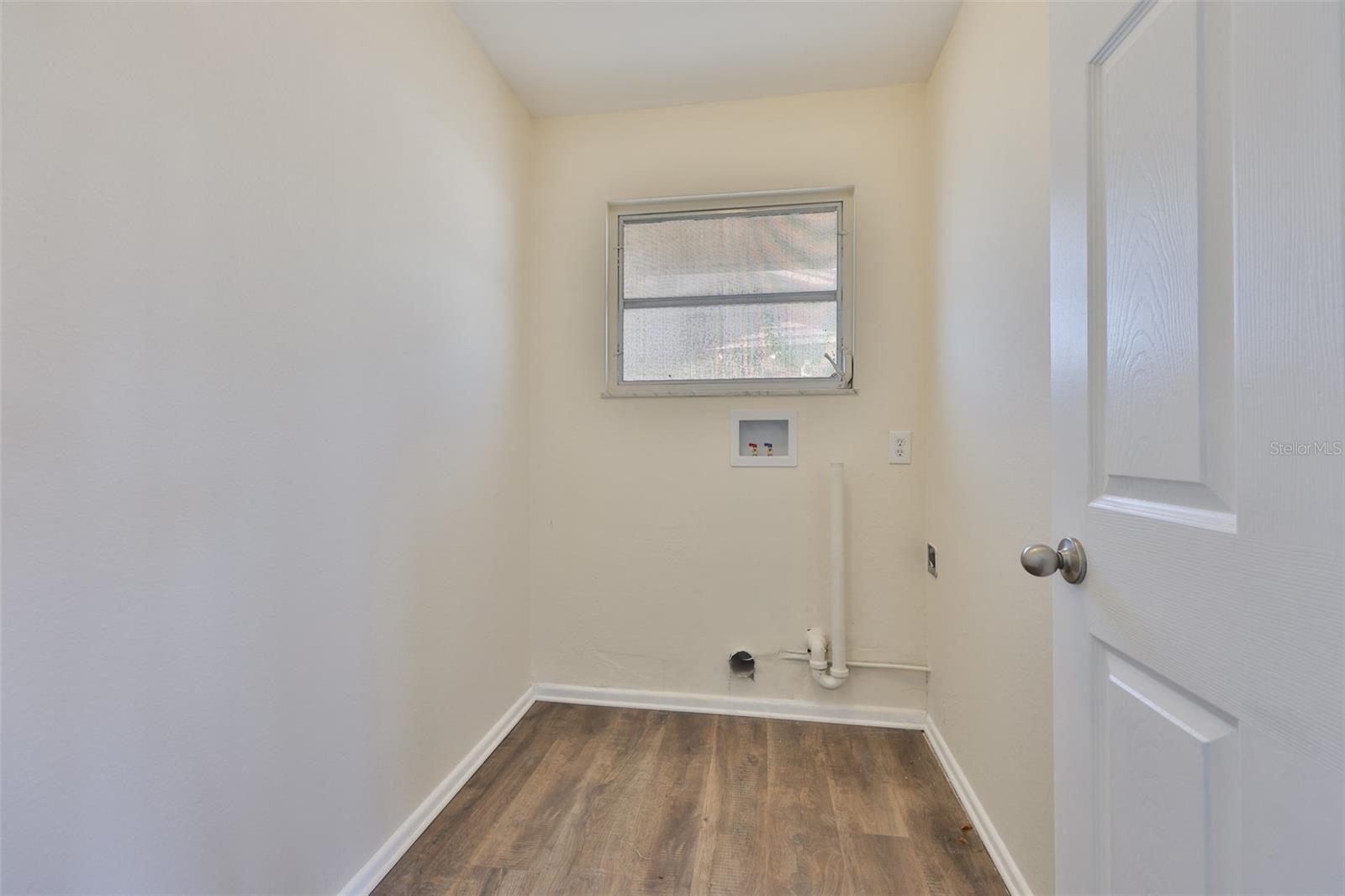 DEL WEBBS SUN CITY FLORIDA UN - Residential