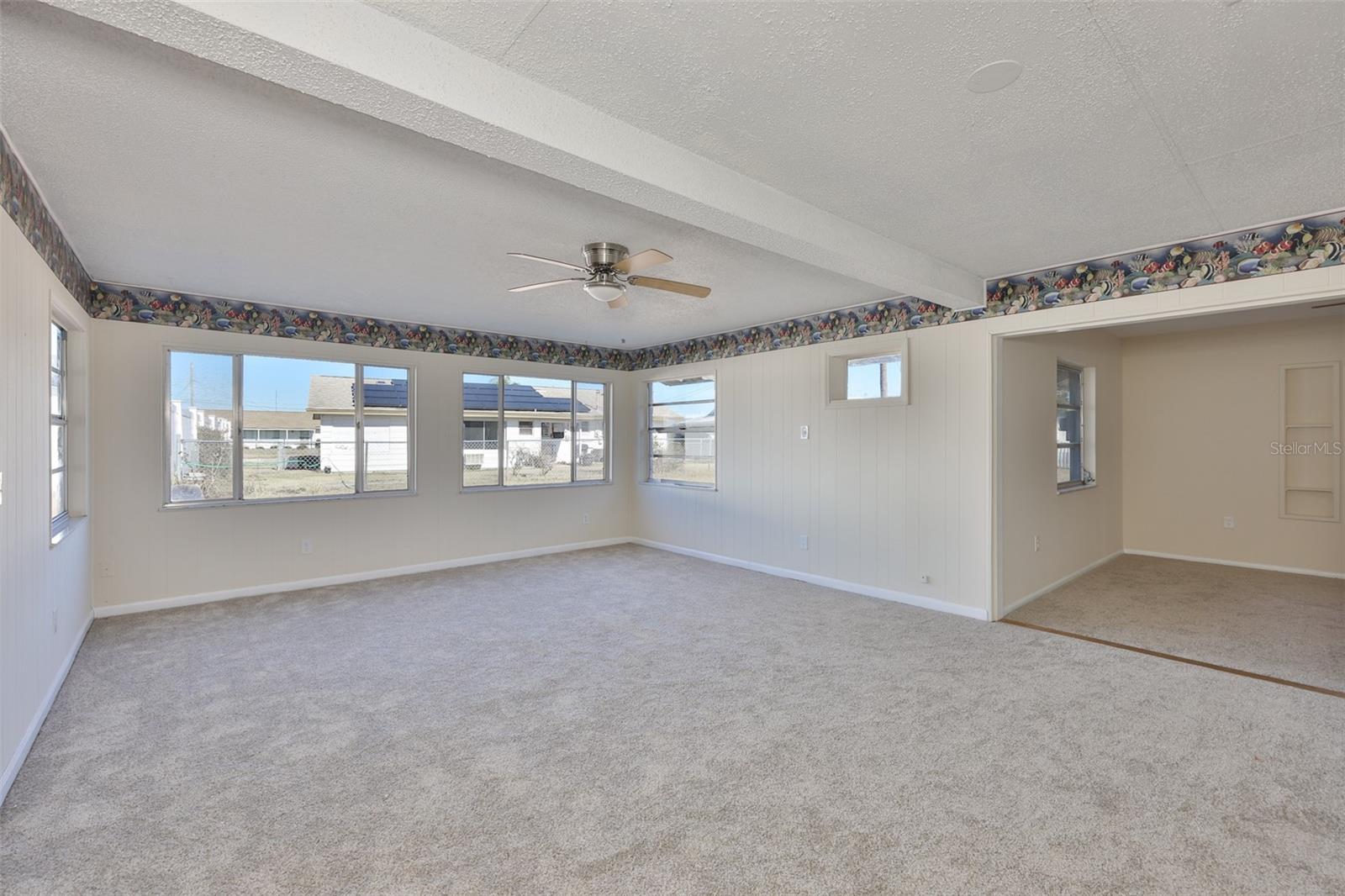 DEL WEBBS SUN CITY FLORIDA UN - Residential