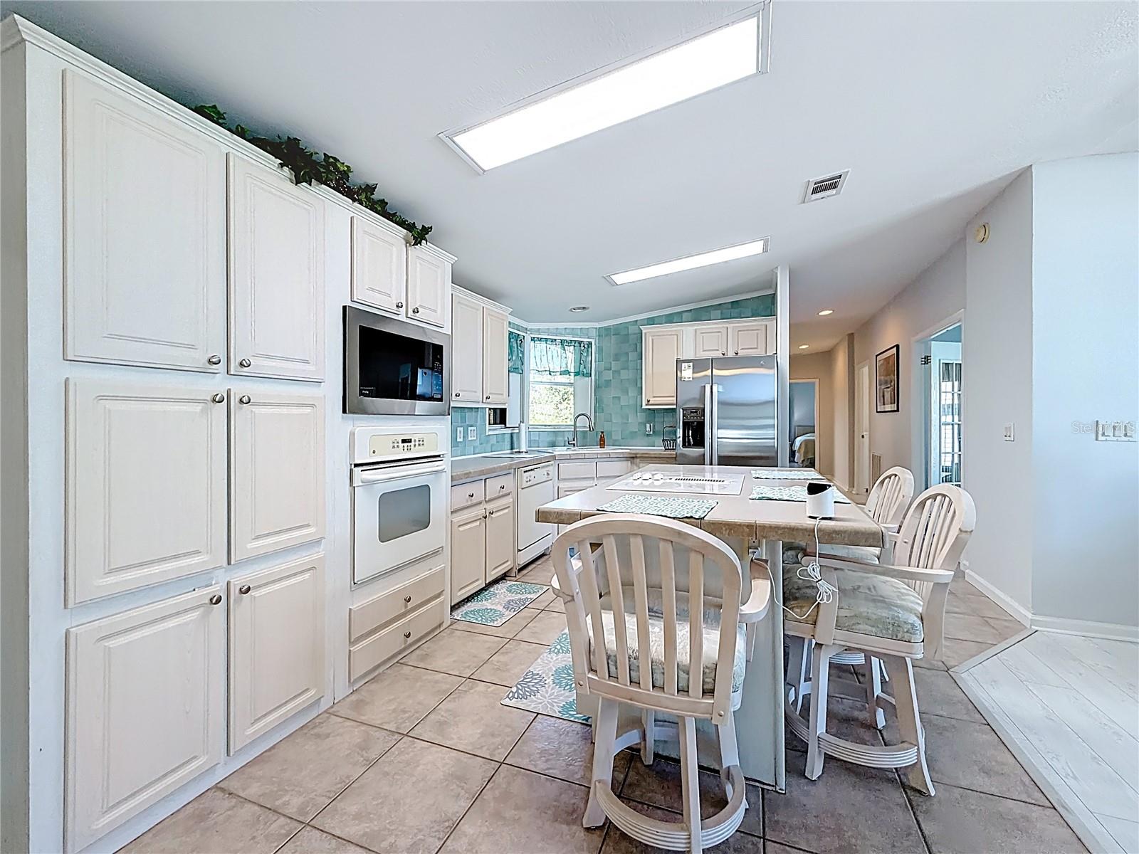 BROOKHAVEN VILLAGE FIRST ADD - Residential