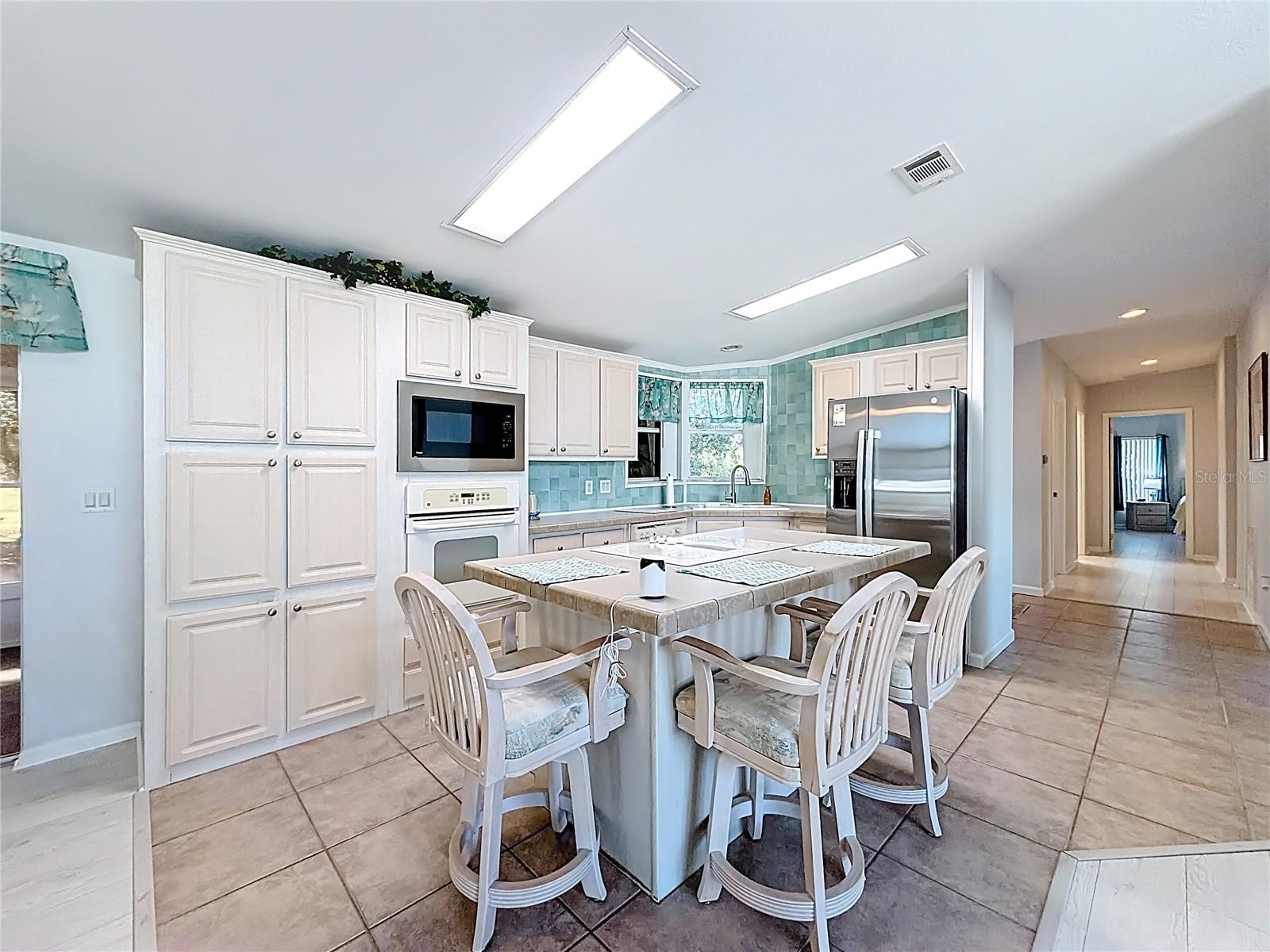 BROOKHAVEN VILLAGE FIRST ADD - Residential