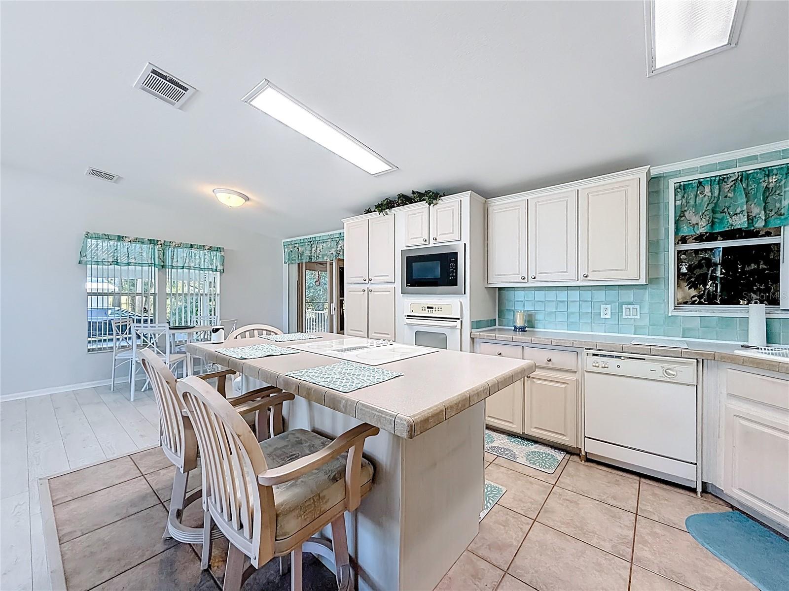 BROOKHAVEN VILLAGE FIRST ADD - Residential