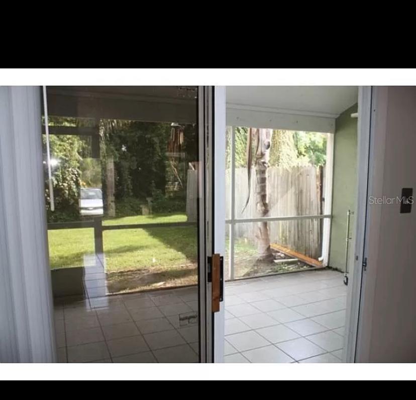 WINDSOR WALK - Residential Lease