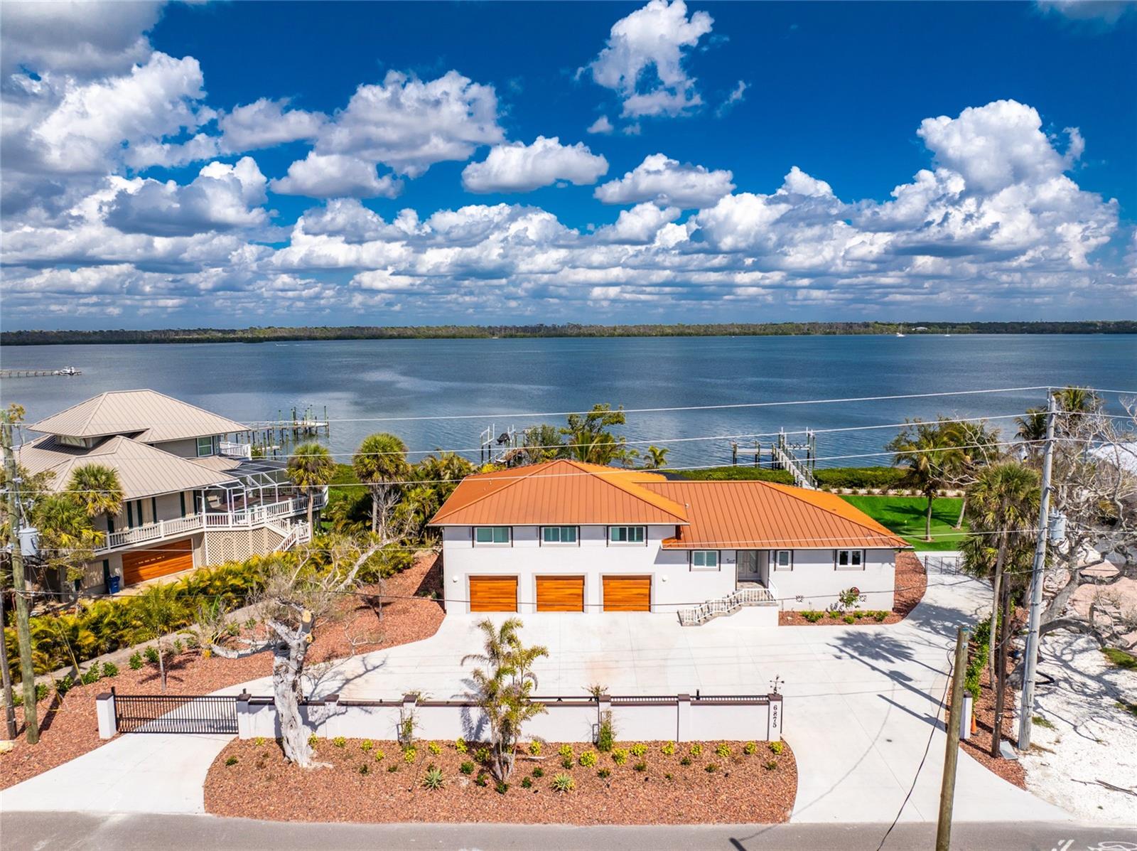 MANASOTA KEY - Residential
