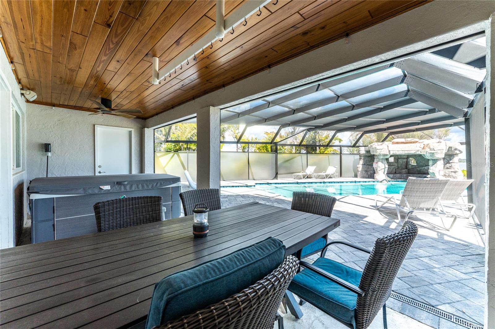 MANASOTA KEY - Residential