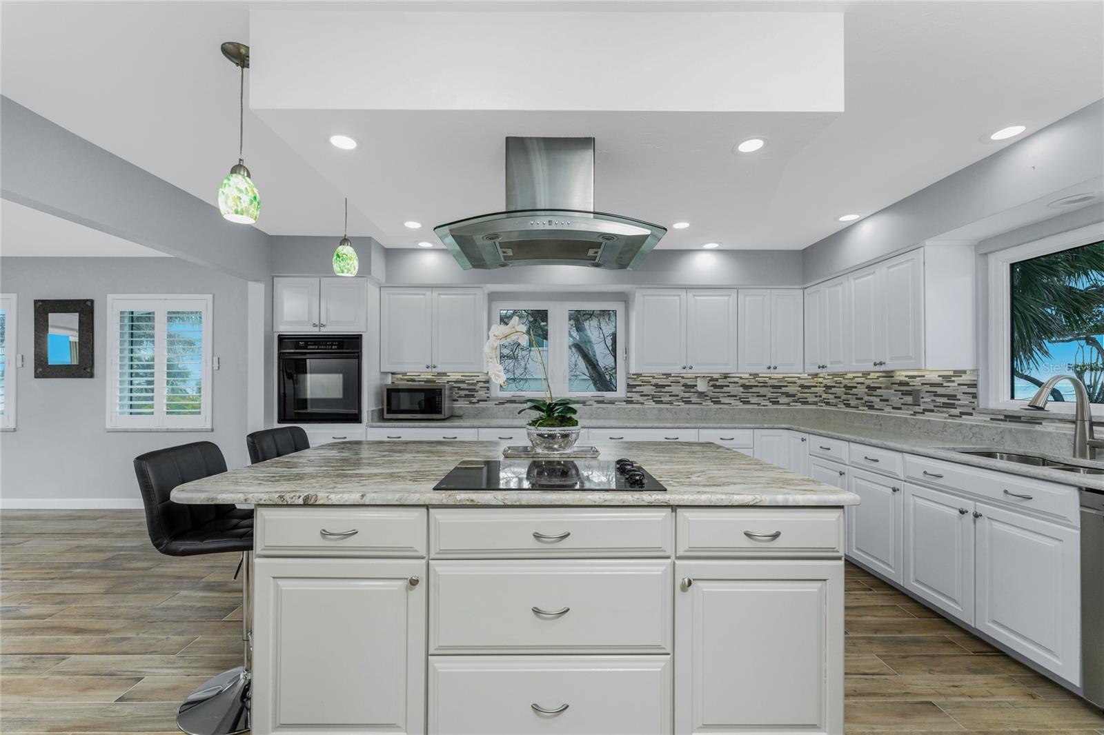 MANASOTA KEY - Residential