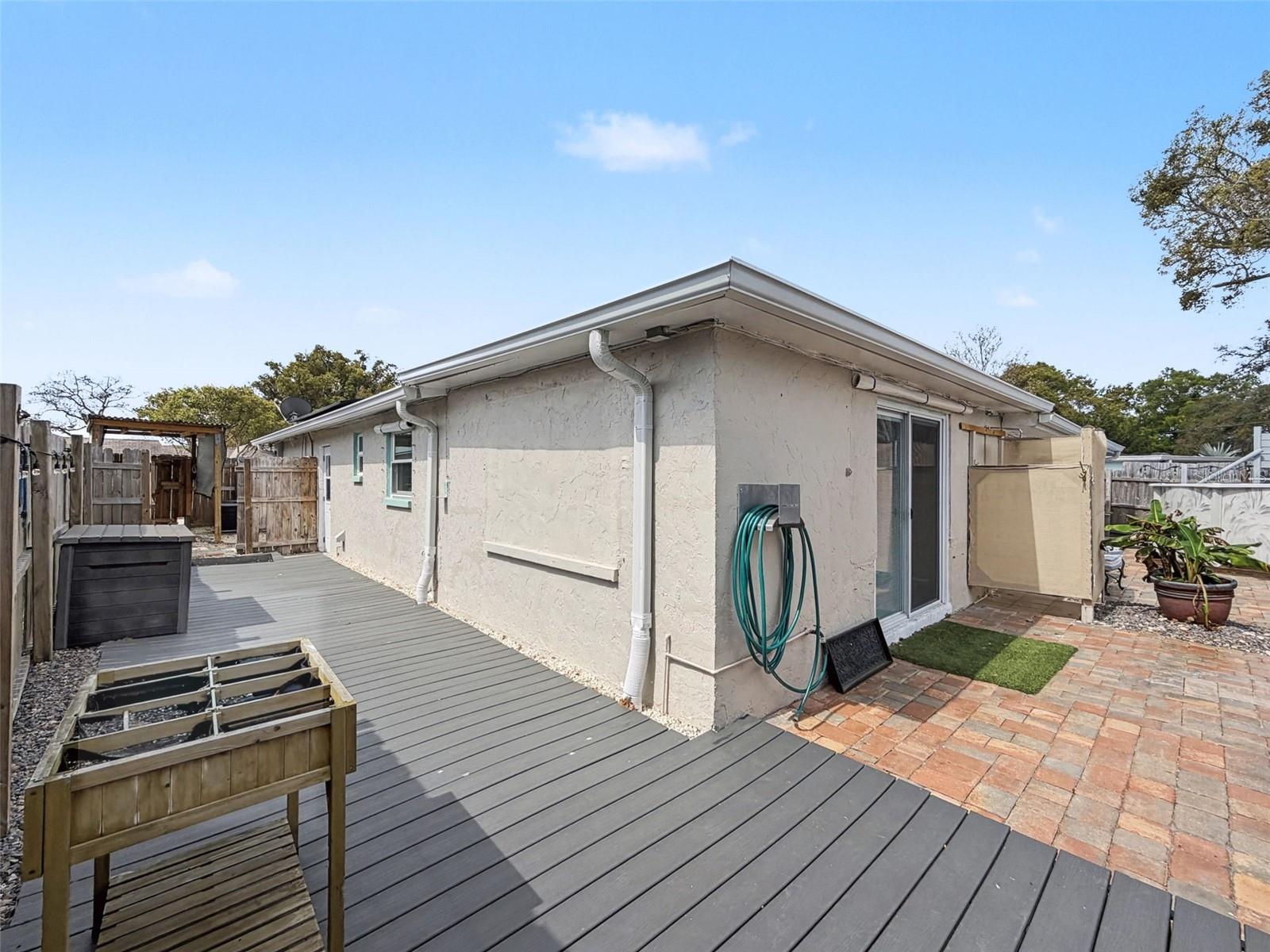 TANGLEWOOD TERRACE - Residential