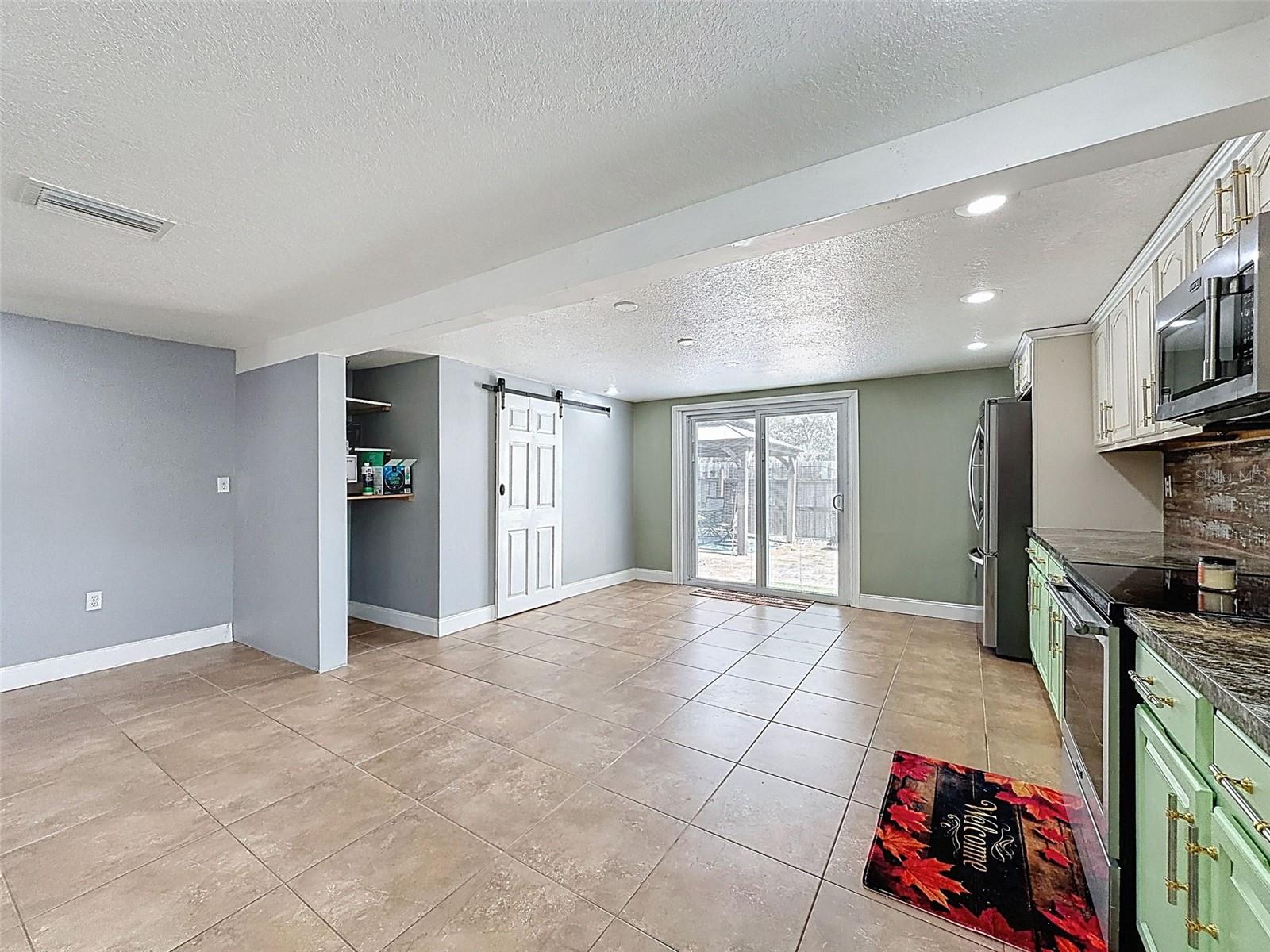 TANGLEWOOD TERRACE - Residential