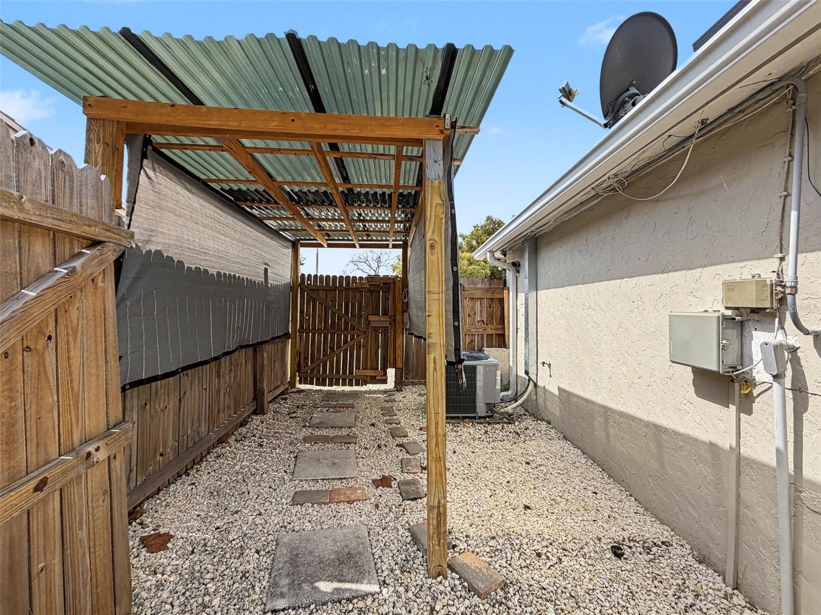 TANGLEWOOD TERRACE - Residential