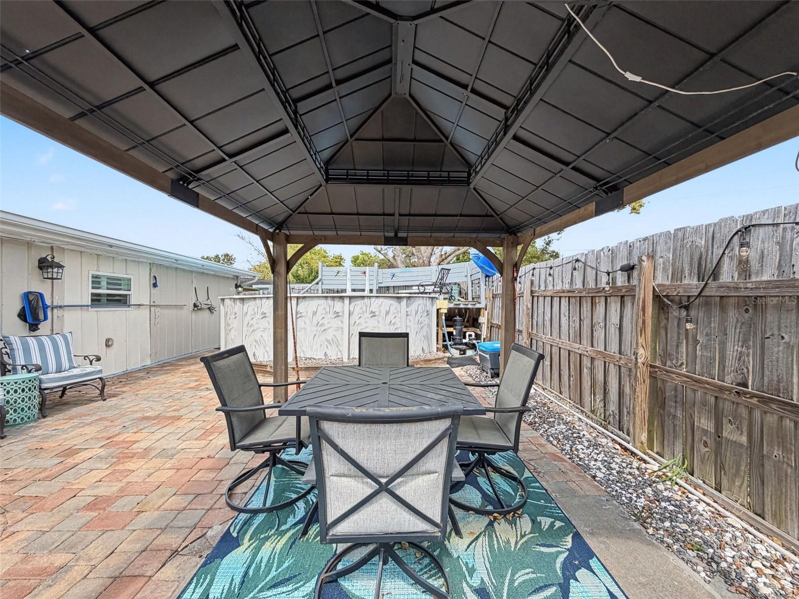 TANGLEWOOD TERRACE - Residential