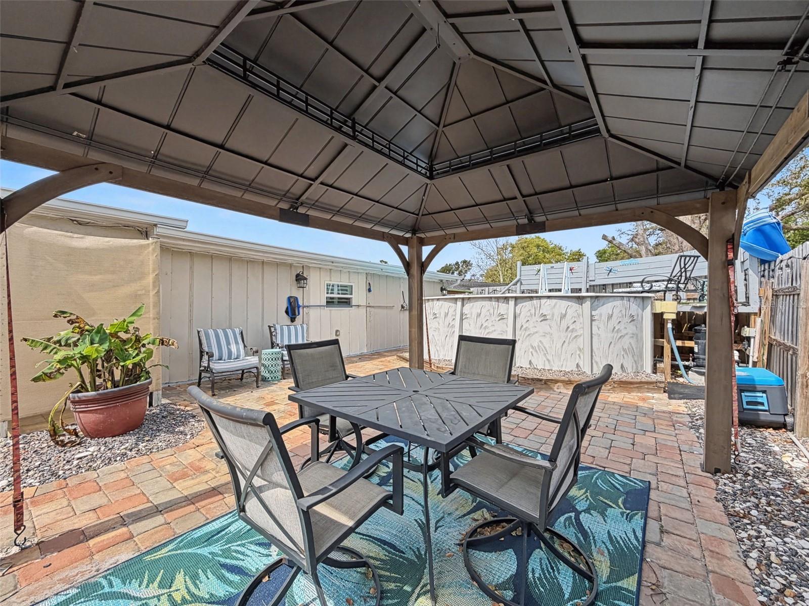 TANGLEWOOD TERRACE - Residential