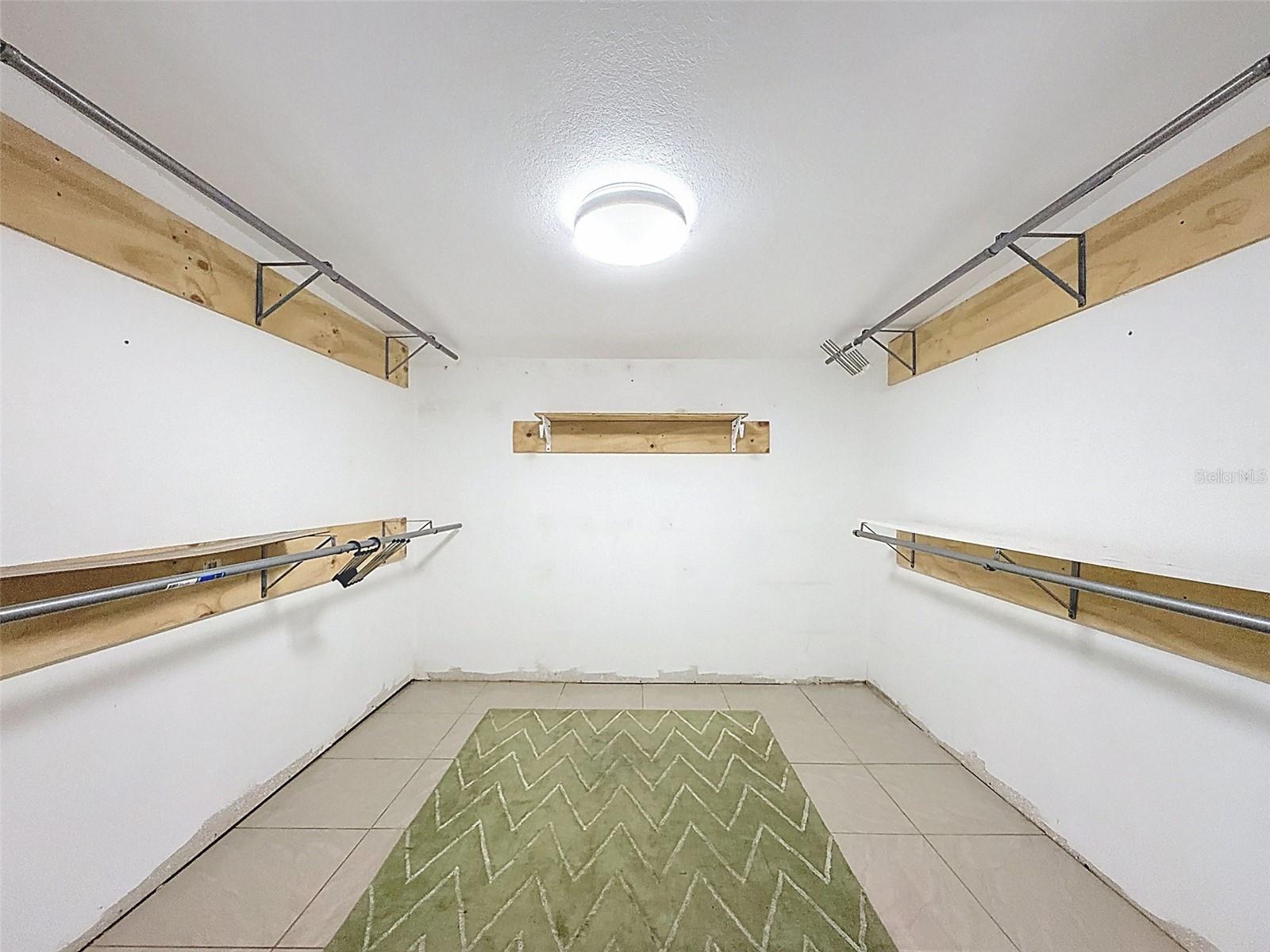 TANGLEWOOD TERRACE - Residential