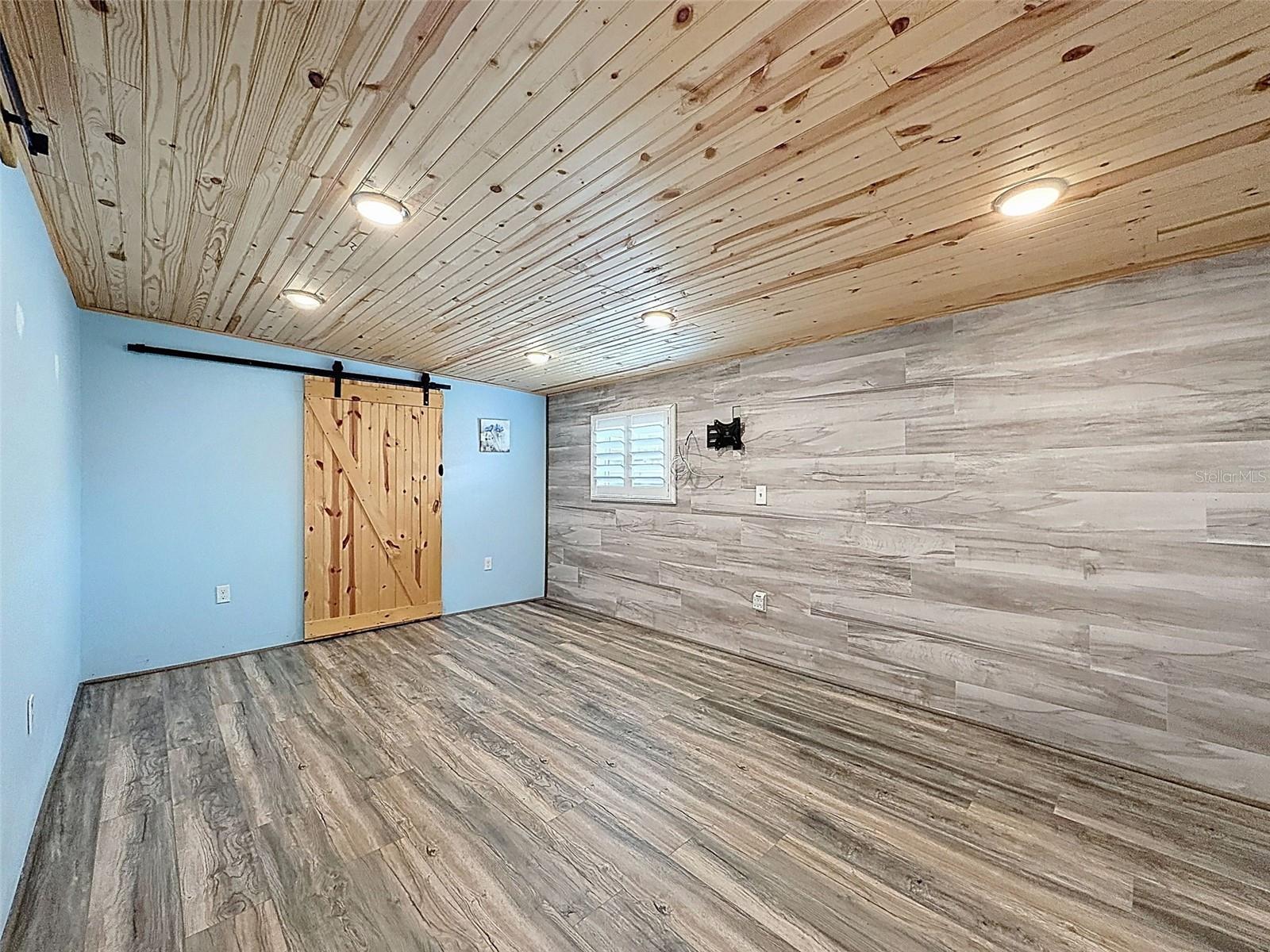 TANGLEWOOD TERRACE - Residential