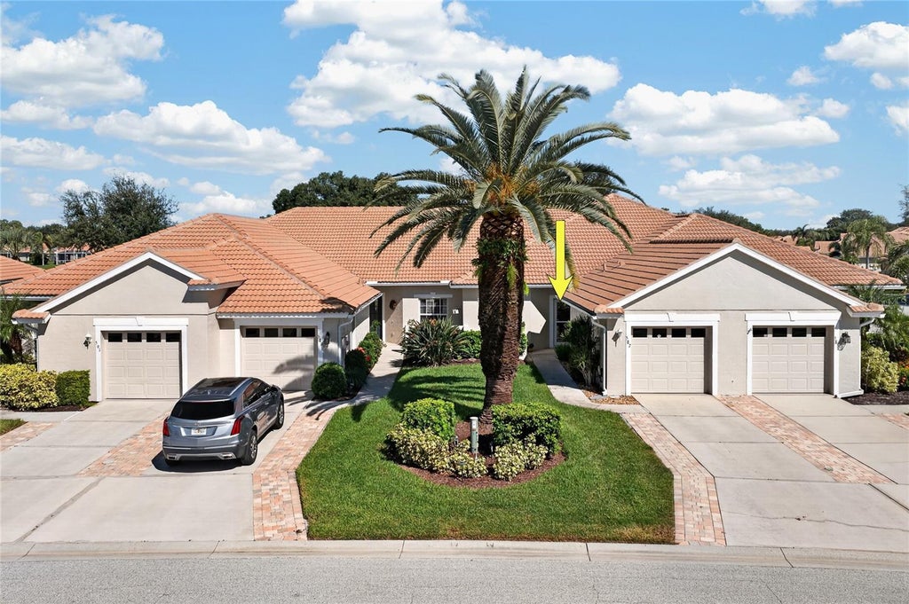 Photo of 587 Back Nine Drive, Venice, FL 34285 (MLS # C7532279)