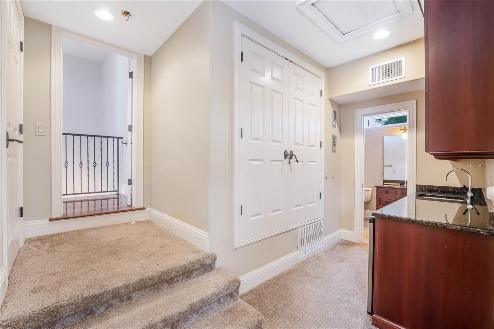 THOMAS M HENKELS ADD - Residential