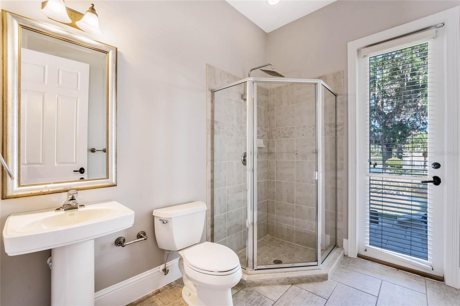 THOMAS M HENKELS ADD - Residential